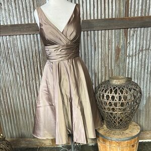 🎄ON SALE! Stunning Bill Levkoff bronze gown 💋